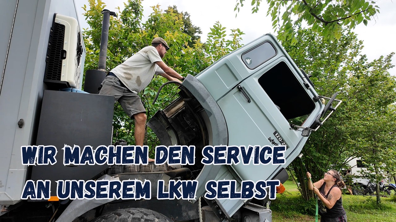 Service an unserem 38 Jahre alten LKW auf einem Stellplatz in Georgien